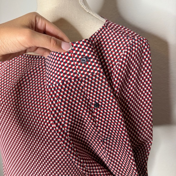 Theory Red White Blue Silk Geometric Print Blouse Size M - Picture 3 of 9